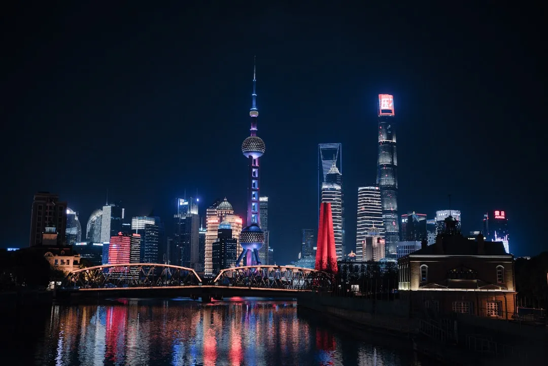 2025年教育科技行业技术趋势与教学设备升级方向探讨