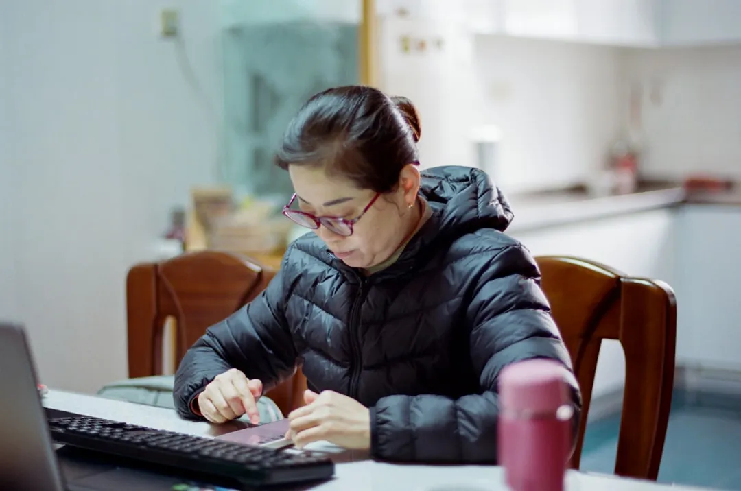 智慧教室建设中的教学设备选型与系统集成要点